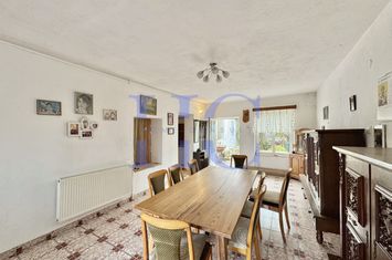 Casă - 8 camere de vanzare CISNADIE - Sibiu anunturi imobiliare Sibiu