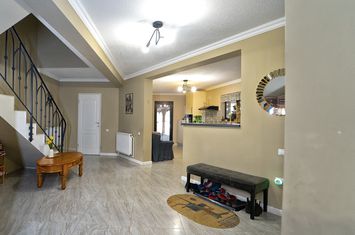 Casă - 4 camere de vanzare SALISTE - Sibiu anunturi imobiliare Sibiu