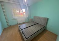 350 €, Birou