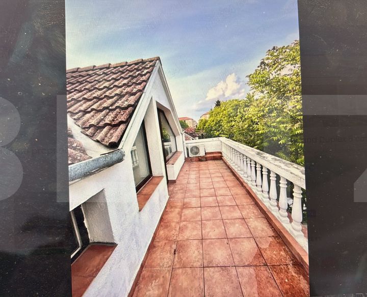 Vilă - 5 camere de vanzare LIPOVEI - Timis anunturi imobiliare Timis