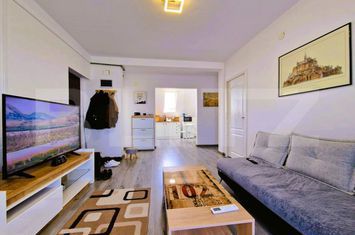 Apartament 3 camere de vanzare APAHIDA - Cluj anunturi imobiliare Cluj