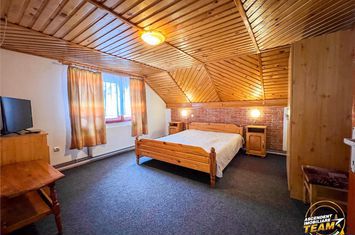 Spațiu comercial de vanzare MOIECIU - Brasov anunturi imobiliare Brasov