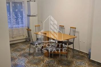 Apartament cu 3 camere, decomandat, ultra-central, piata Unirii anunturi imobiliare Timis