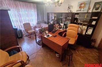 Apartament 3 camere de vanzare BANCA NATIONALA - Bacau anunturi imobiliare Bacau