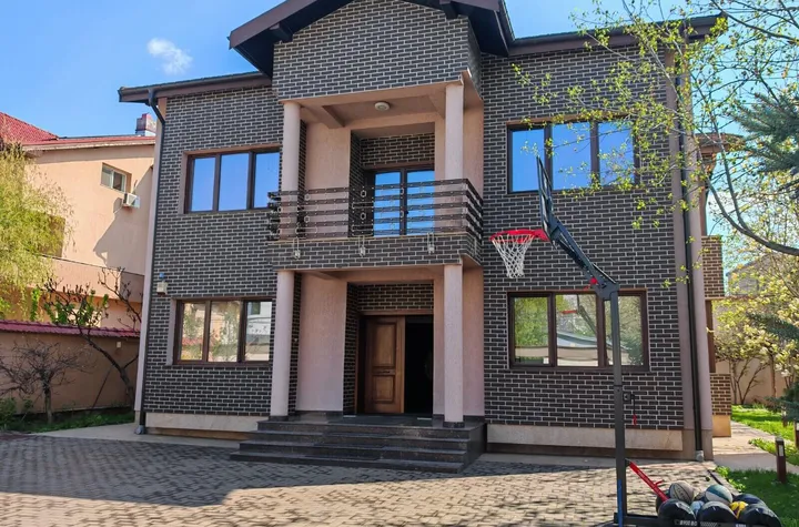 TINERETULUI || CUZA VODA|| VILA P+1+M CONSTRUCTIE 2010 anunturi imobiliare Bucuresti