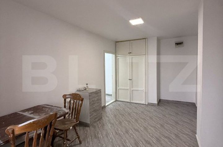 Apartament 3 camere de vanzare TARGU-JIU - Gorj anunturi imobiliare Gorj