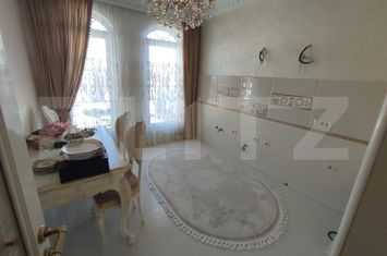 Vilă - 4 camere de vanzare RADAUTI - Suceava anunturi imobiliare Suceava