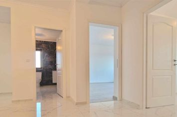 Apartament 3 camere de vanzare LUNCA CETATUII - Iasi anunturi imobiliare Iasi