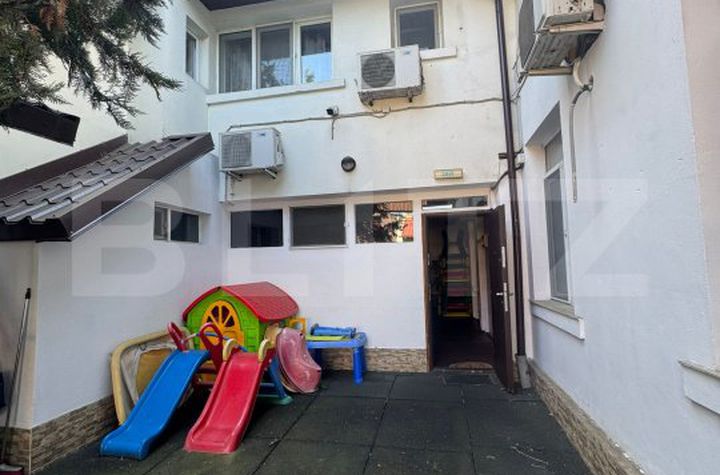 Vilă - 6 camere de vanzare PARCUL CAROL - Bucuresti anunturi imobiliare Bucuresti