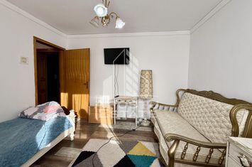 Apartament 2 camere, boxa in curte, centrala proprie, zona centrala anunturi imobiliare Timis