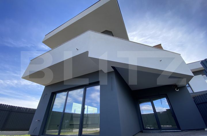 Vilă - 4 camere de vanzare CHINTENI - Cluj anunturi imobiliare Cluj