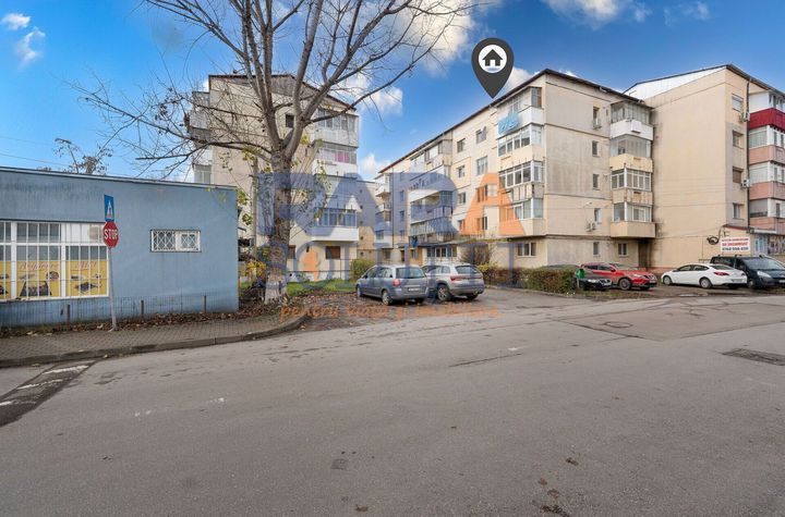 Apartament 3 camere mari, 75 mp, etaj 1, zona Favorit anunturi imobiliare Neamt