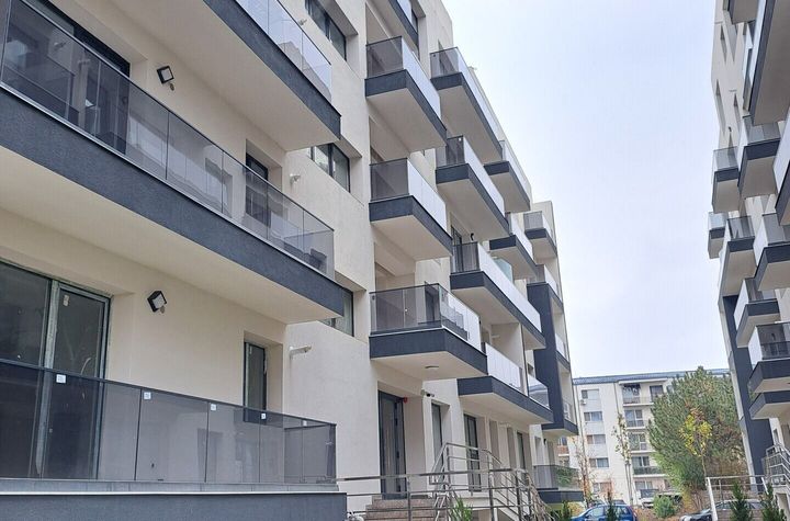 Titan- Pallady- metrou Teclu- 3 Cam- Mutare rapida- 81 mp-  Finisaje superioare- Centrala anunturi imobiliare Bucuresti