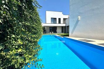 Vilă superbă cu piscina lângă Padurea Baneasa anunturi imobiliare Bucuresti