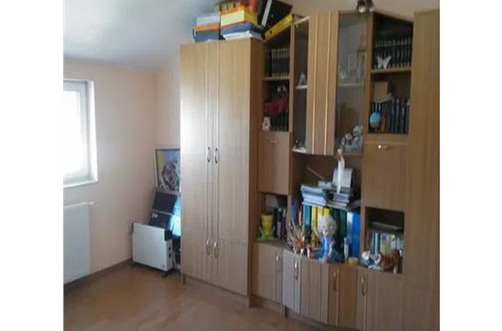 Apartament 2 camere de vanzare GEORGE ENESCU - Suceava anunturi imobiliare Suceava