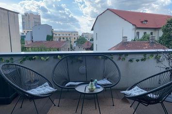 Inchiriere penthouse duplex etajele 4+5 parcare terasa 54mp Armeneasca metrou anunturi imobiliare Bucuresti