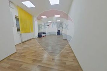 Spațiu de birouri de 37.7mp de închiriat în zona Marasti anunturi imobiliare Cluj