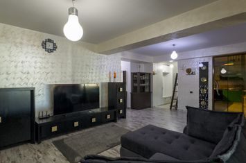 Apartament 3 camere de vanzare TOMIS PLUS - Constanta anunturi imobiliare Constanta