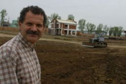 Averile baronilor imobiliari se subţiază