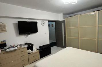 Apartament 3 camere de vanzare RADAUTI - Suceava anunturi imobiliare Suceava