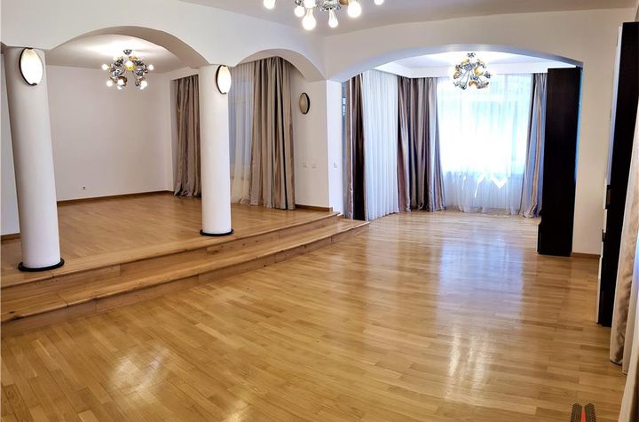 Casă - 6 camere de vanzare PIPERA - Bucuresti anunturi imobiliare Bucuresti
