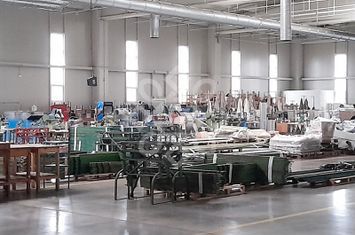 Hala industriala 4700 mp de inchiriat in Oradea anunturi imobiliare Bihor