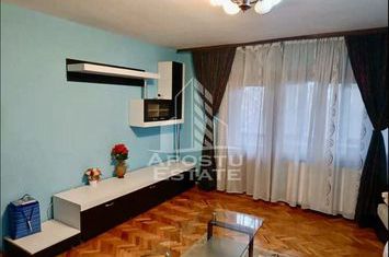 Apartament 3 camere, 2 bai, etaj 2, centrala proprie, zona Lunei anunturi imobiliare Timis