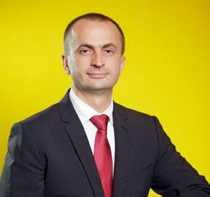 EY raportează venituri globale de 27,4 miliarde USD în anul fiscal 2014