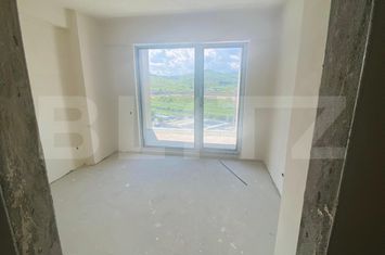 Apartament 3 camere de vanzare FLORESTI - Cluj anunturi imobiliare Cluj