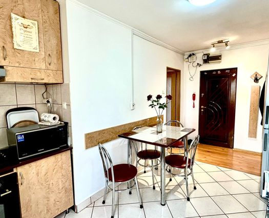 Apartament 3 camere Oradea, 64 mp