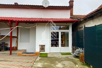 Casa +Spatiu comercial + apartament studio anunturi imobiliare Arad