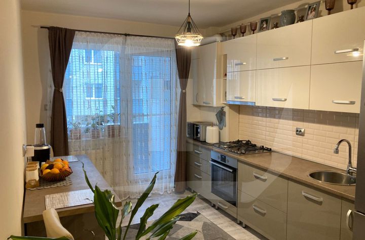 Apartament 3 camere de vanzare CLUJ-NAPOCA - Cluj anunturi imobiliare Cluj