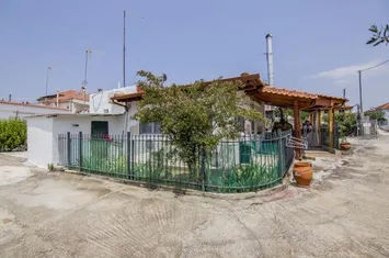 Casă parter 75 mp pe teren 333 mp — Achinos anunturi imobiliare Grecia