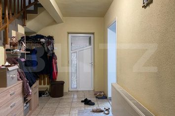 Vilă - 4 camere de vanzare UNGHENI - Mures anunturi imobiliare Mures