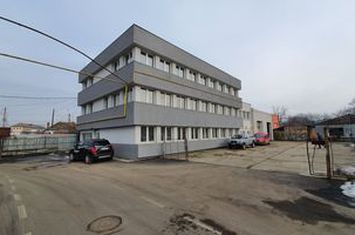 Spatii birouri,recent renovate si mobilate anunturi imobiliare Mures