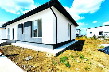 Casă - 4 camere de vanzare TUNARI - Bucuresti anunturi imobiliare Bucuresti