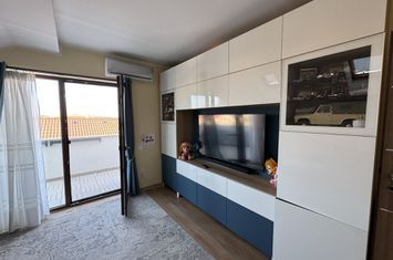 Apartament cu 2 camere in Sanpetru anunturi imobiliare Brasov