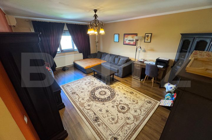 Apartament 3 camere de vanzare GEORGE ENESCU - Dolj anunturi imobiliare Dolj