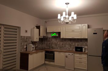 Apartament 3 camere de inchiriat HIPODROM 3 - Sibiu anunturi imobiliare Sibiu