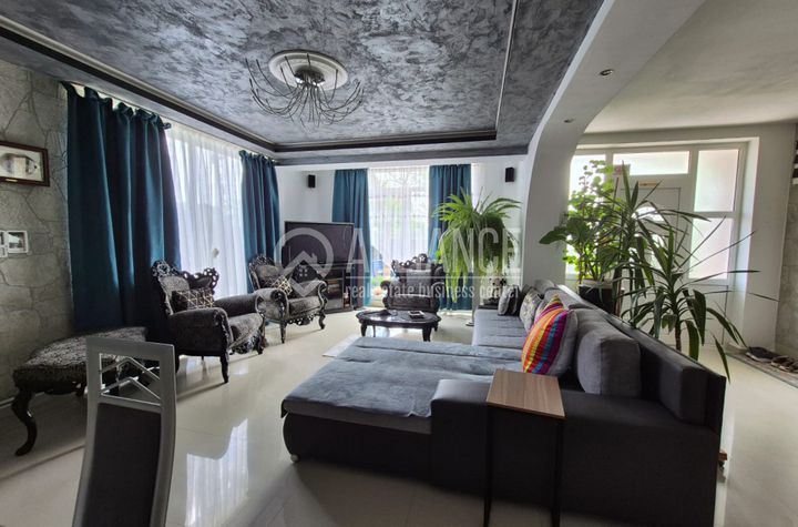 Vilă - 11 camere de vanzare EFORIE NORD - Constanta anunturi imobiliare Constanta