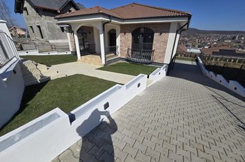 Casa la cheie 4 camere,garaj 60mp.,500mp teren,0%comision anunturi imobiliare Mures