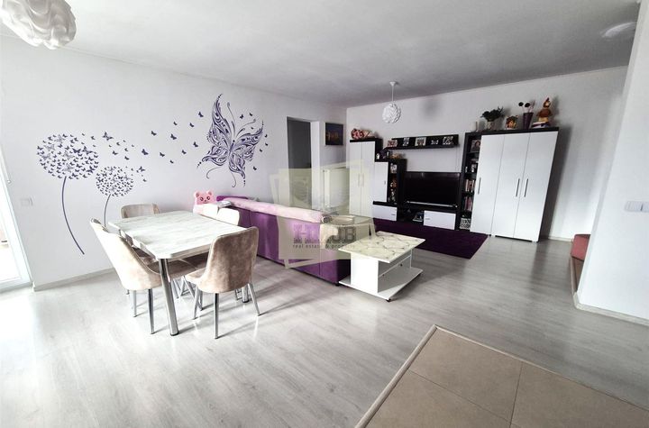 Apartament 3 camere de vanzare CALEA CISNADIEI - Sibiu anunturi imobiliare Sibiu