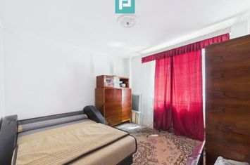 Apartament cu 2 camere semidecomandat - central anunturi imobiliare Arad
