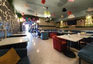 2.400 €, Spațiu comercial