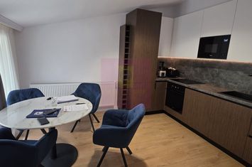 Apartament cu 2 bai si loc de parcare in Sinaia anunturi imobiliare Prahova