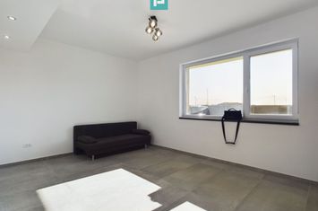 Apartament cu o cameră Giroc ( SAD ) anunturi imobiliare Timis