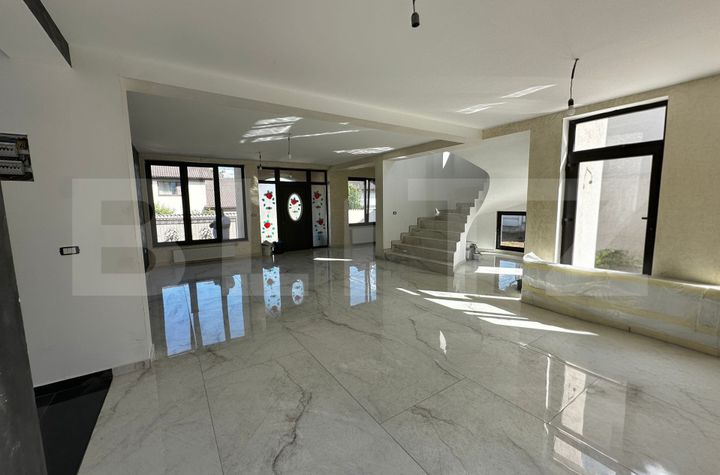 Vilă - 5 camere de vanzare CETATE - Alba anunturi imobiliare Alba