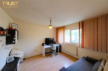 Apartament 2 camere de vanzare MANASTUR  - Cluj anunturi imobiliare Cluj