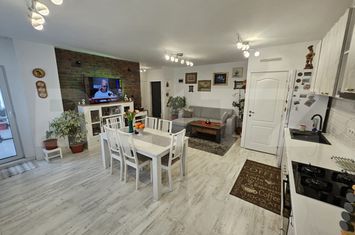 Apartament 2 camere de vanzare FLORESTI - Cluj anunturi imobiliare Cluj
