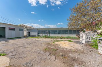 Spațiu producție în Brașov – 750 mp hale + teren 6.737 mp anunturi imobiliare Brasov